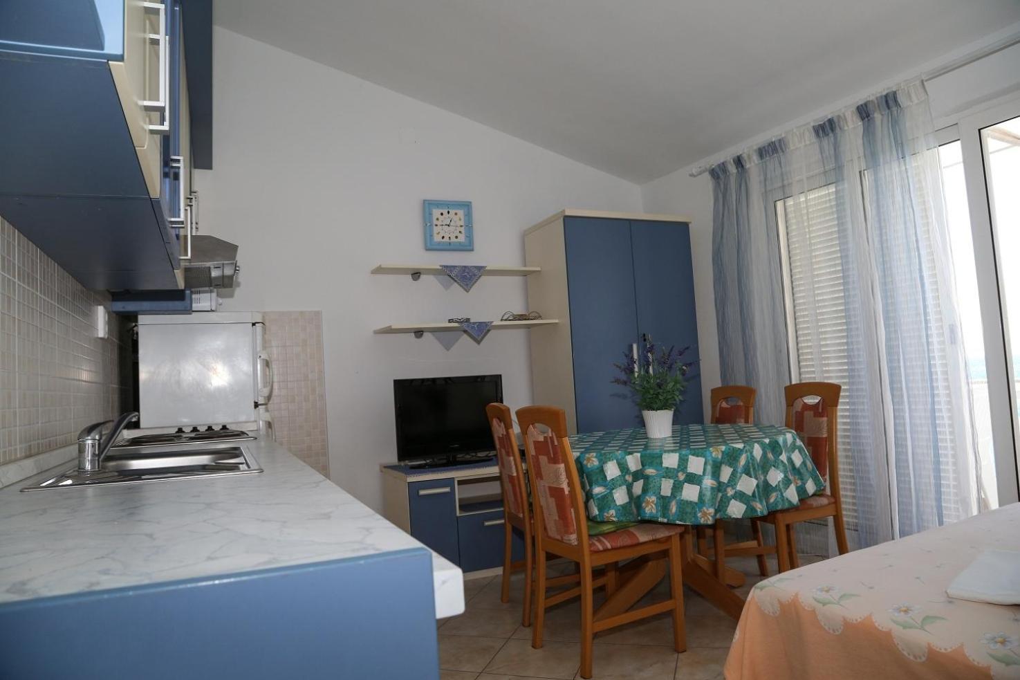 Apartments By The Sea Milna, Hvar - 12244 Стая снимка